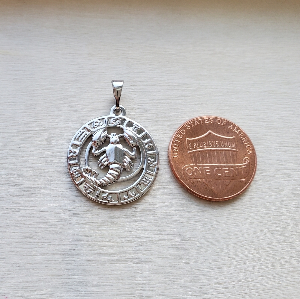 Cancer Charm Pendant - Picture 3 of 3